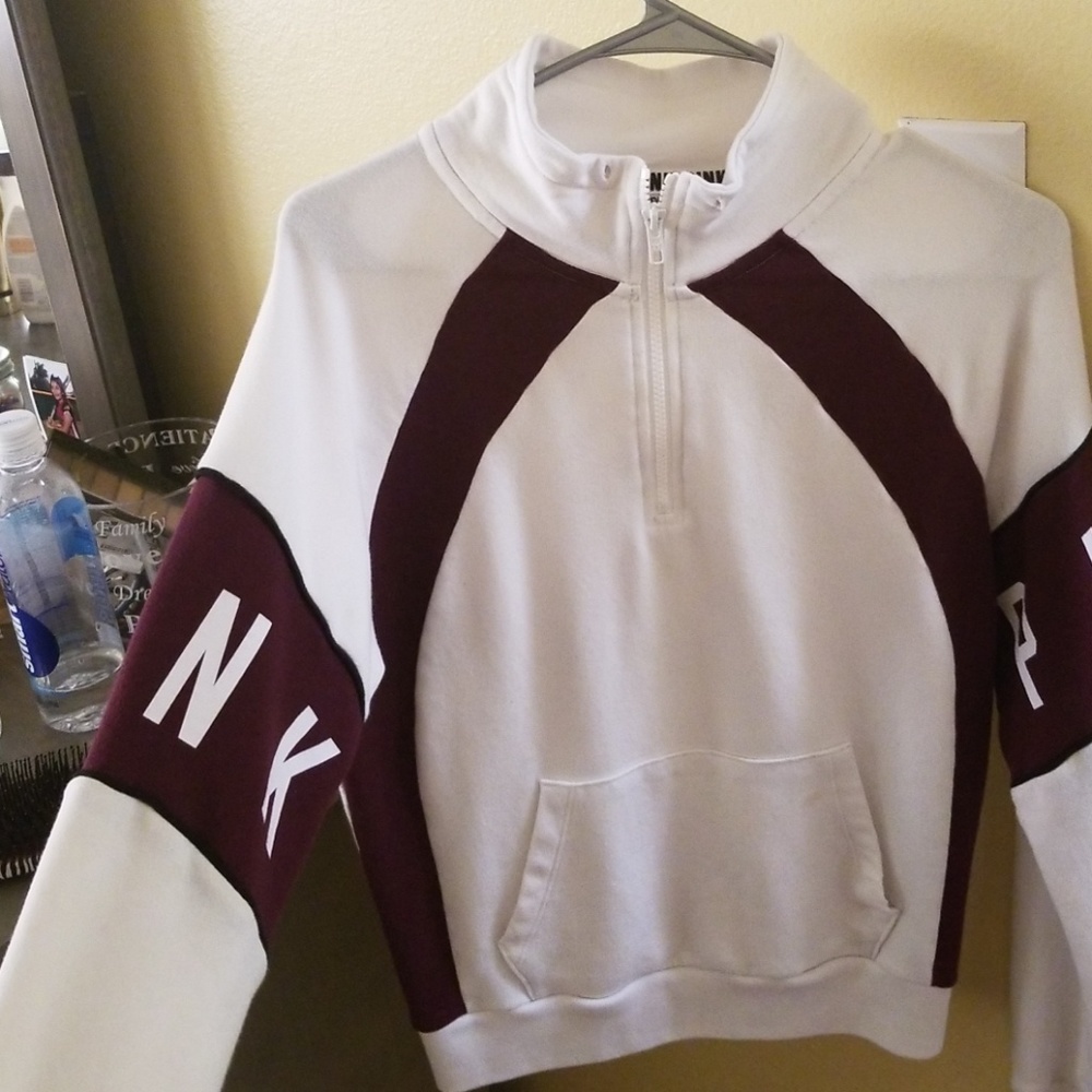 pink VS sweater - Picture 1 of 3